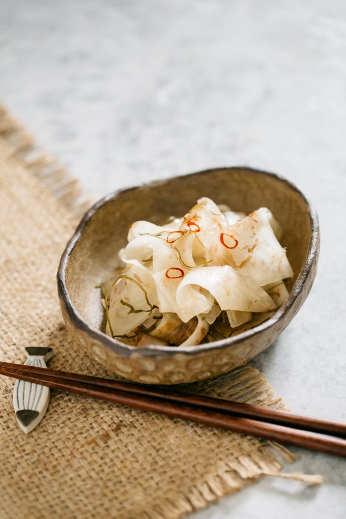 Pickle, November, Winter preparation, Autumn, Fall, Salt, vinegar, radish, daikon, peppercorn, garlic, recipe, Master Lu's Health Center, Traditional Chinese Medicine